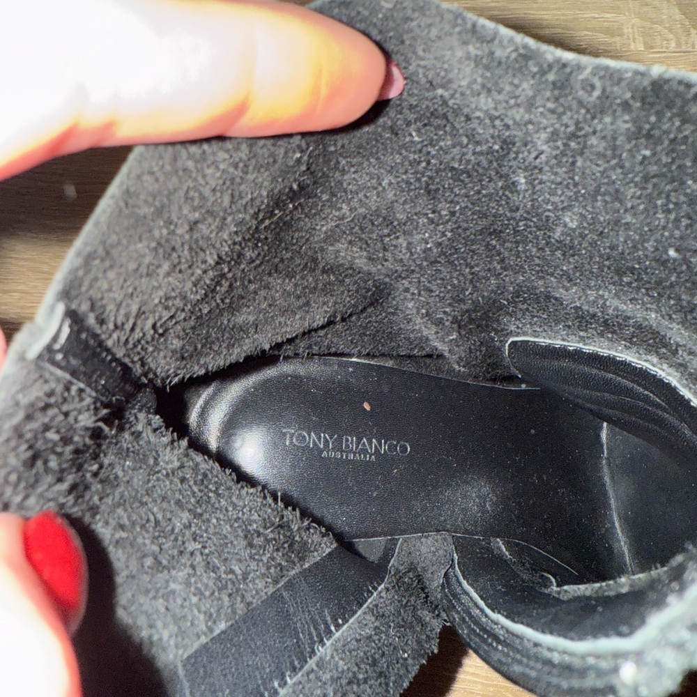 Black pointed bootie - Picture 6 of 6